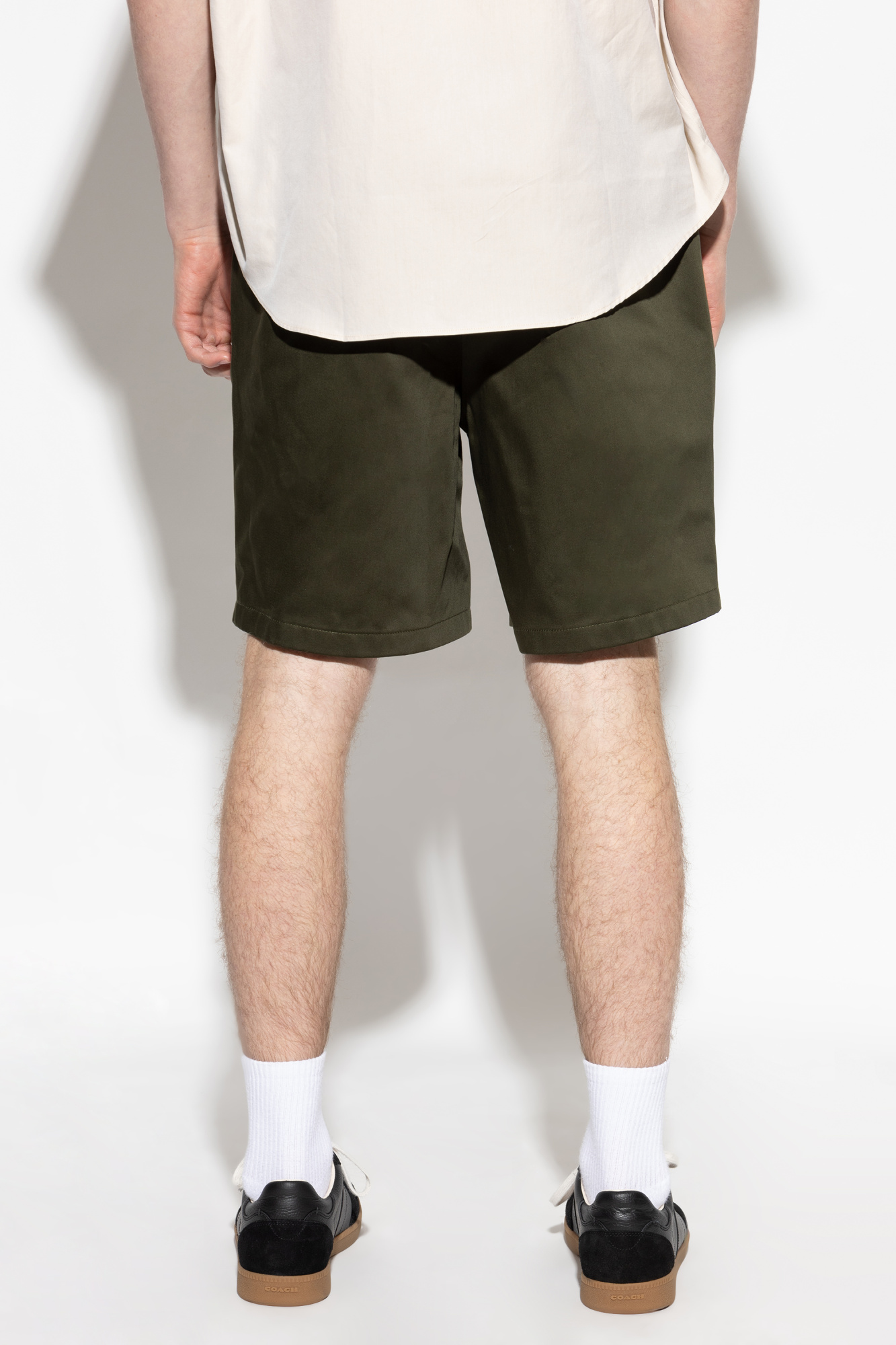 【送料&関税込】Ami Alexandre Mattiussi Shorts In Green Cott Ami Alexandre Mattiussi Shorts with pockets | Men's Clothing